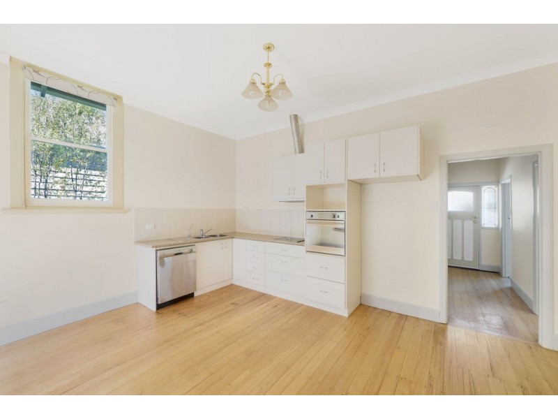 108 Brougham Street, Soldiers Hill VIC 3350