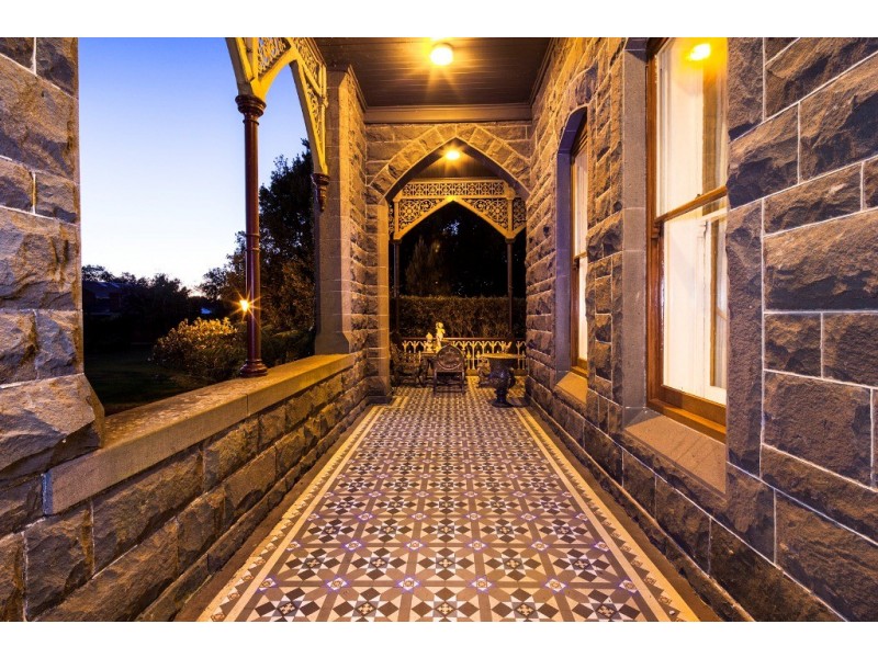 1444 Sturt Street, Lake Wendouree VIC 3350