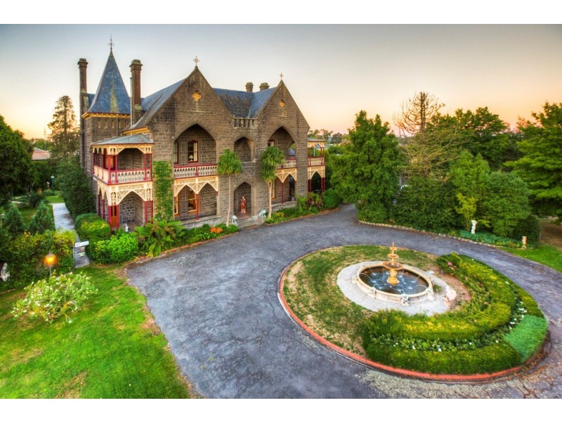 1444 Sturt Street, Lake Wendouree VIC 3350