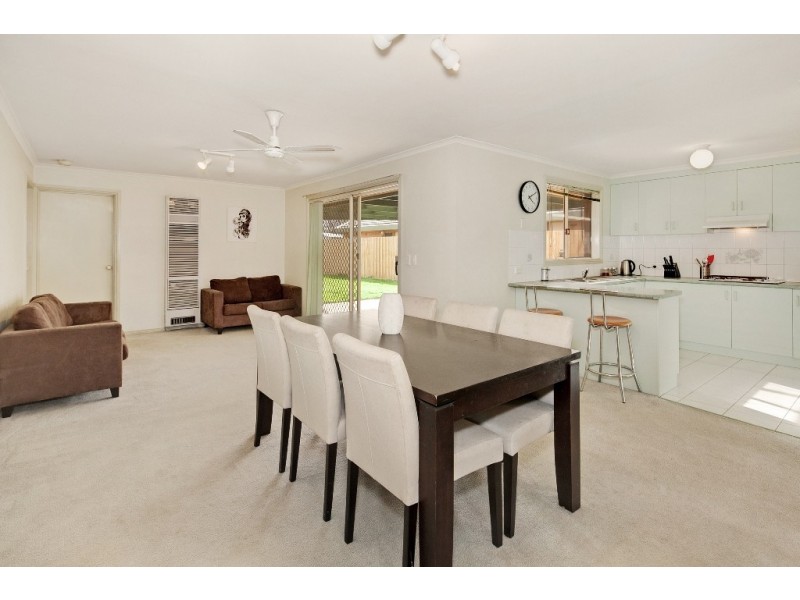 32 Jasmine Drive, Delacombe VIC 3356