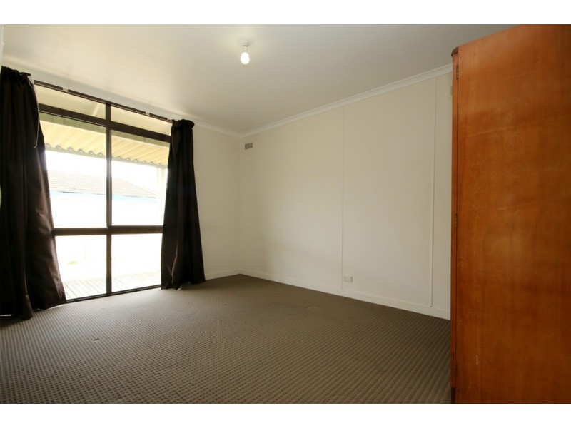 7 Hinkler Avenue, Sebastopol VIC 3356