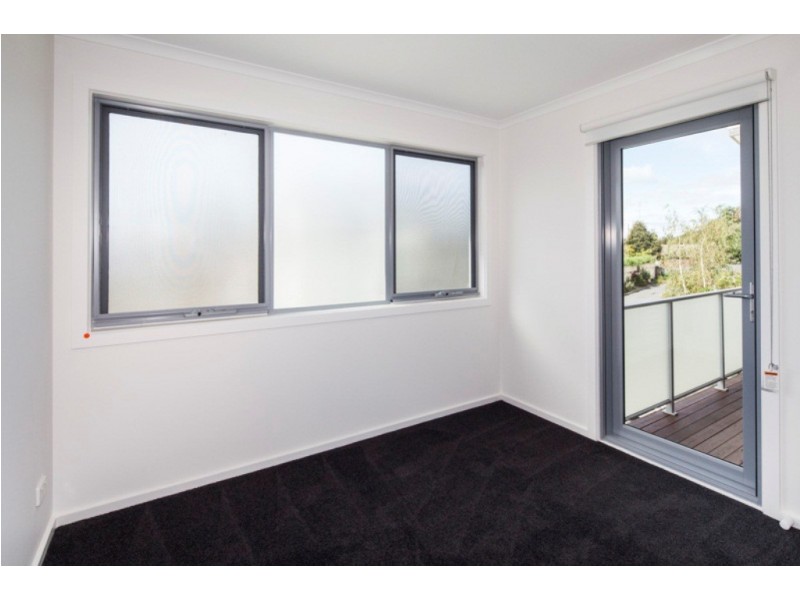 4/430 Main Road, Golden Point VIC 3350