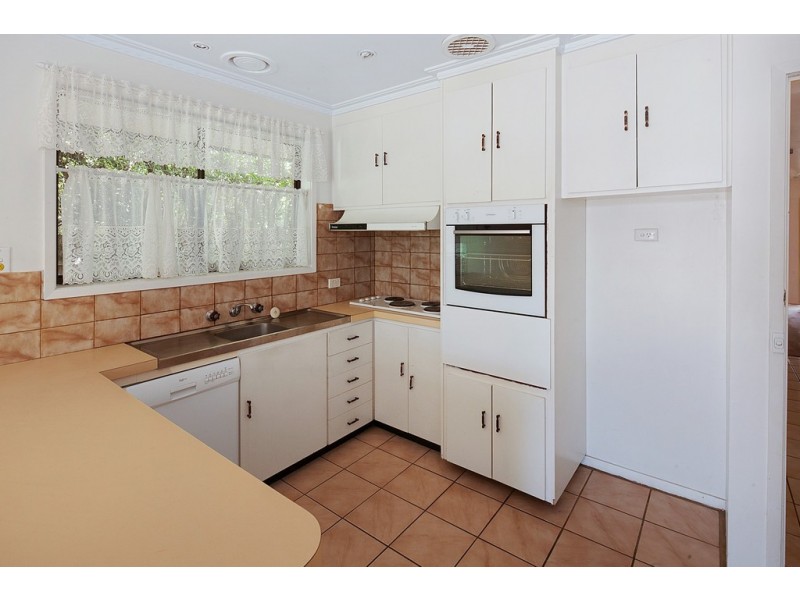 60 Browns Parade, Wendouree VIC 3355