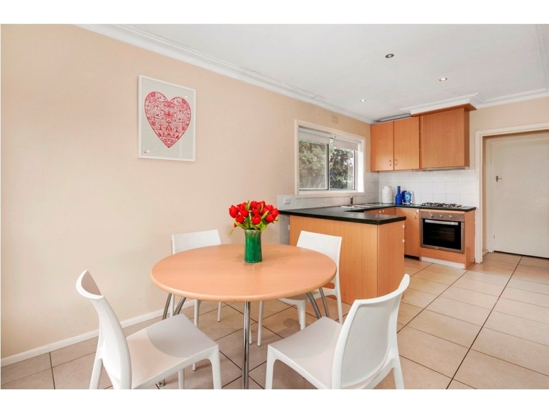 6 Towong Street, Alfredton VIC 3350