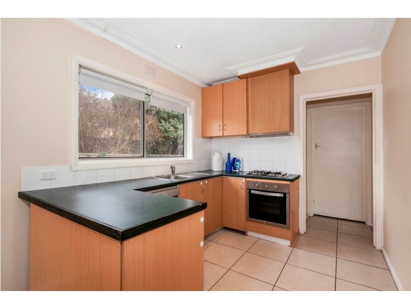 6 Towong Street, Alfredton VIC 3350