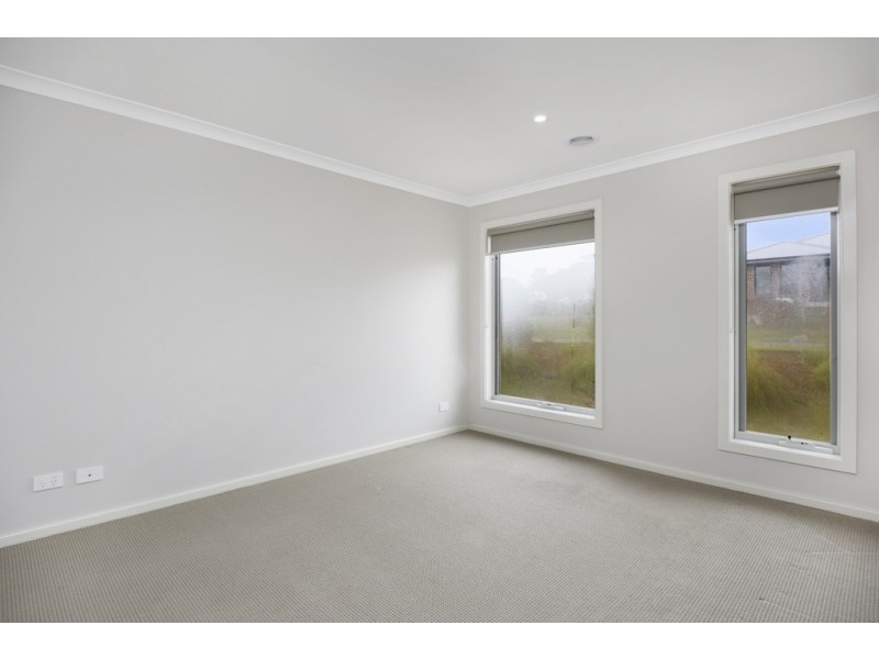 21 Caviar Court, Miners Rest VIC 3352