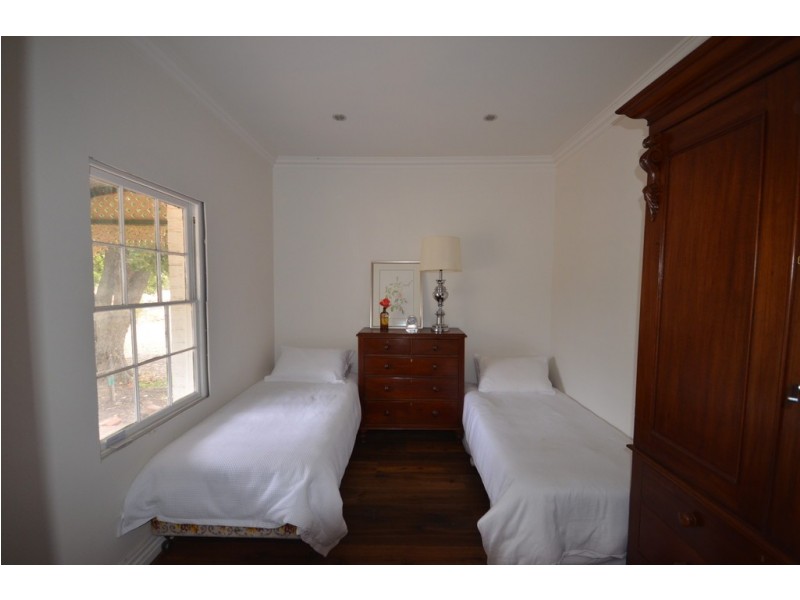 38 High Street, Elmhurst VIC 3469