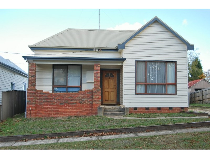 7 Clarendon Street, Soldiers Hill VIC 3350