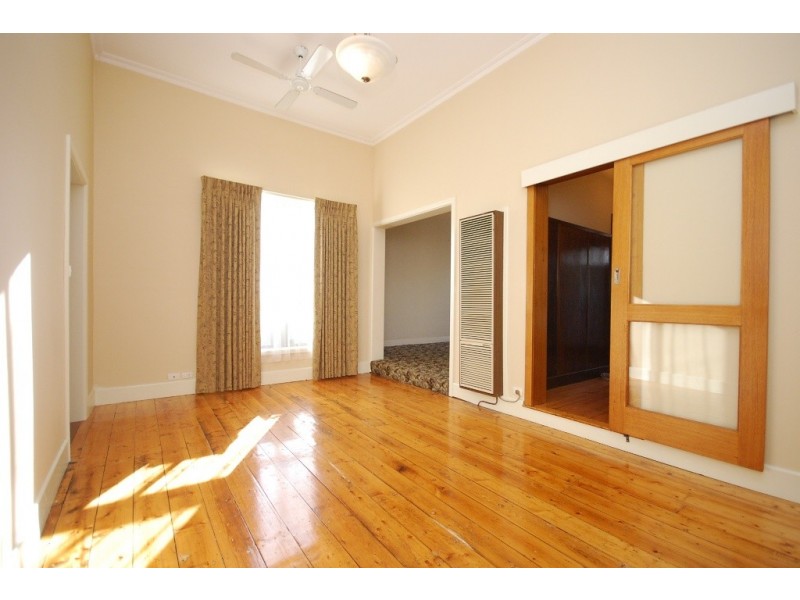 7 Clarendon Street, Soldiers Hill VIC 3350