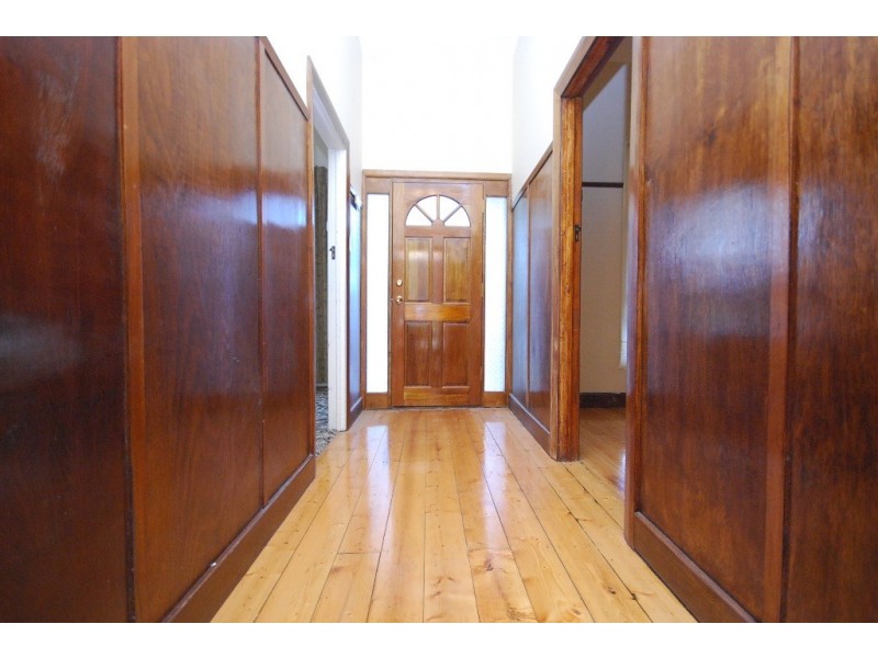 7 Clarendon Street, Soldiers Hill VIC 3350