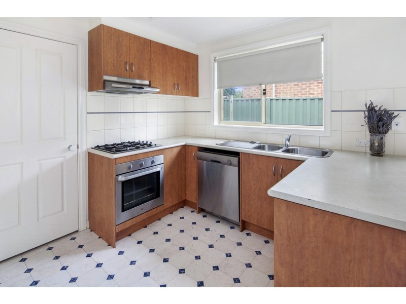 5 Domain Gardens, Sebastopol VIC 3356