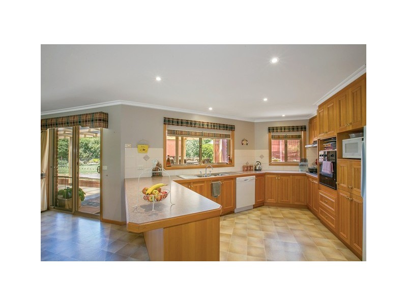 21 Stuart Street, Beaufort VIC 3373