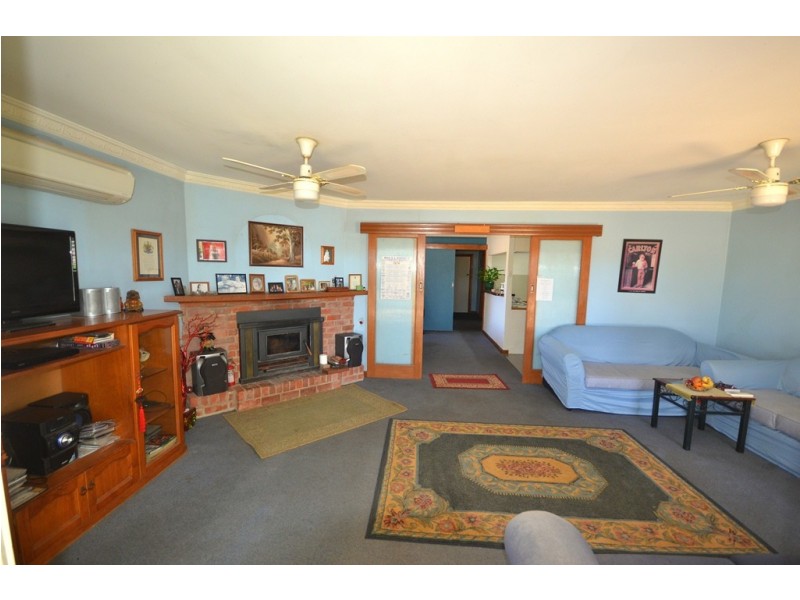 44 Gum Tree Lane, Avoca VIC 3467