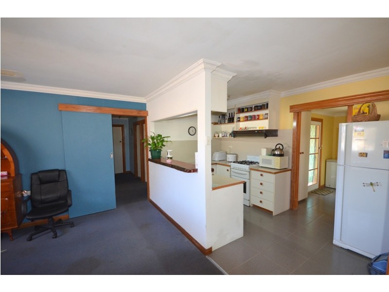 44 Gum Tree Lane, Avoca VIC 3467