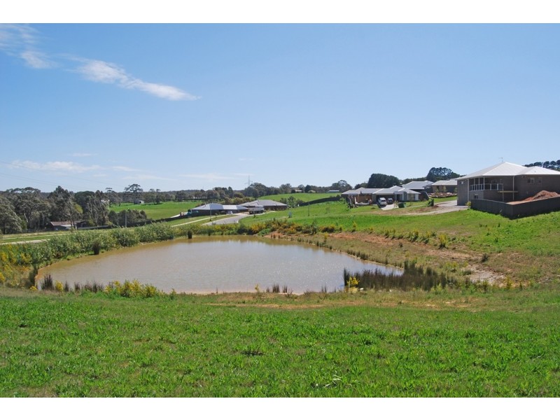 21 (Lot 14) Willowbank Way, Brown Hill VIC 3350