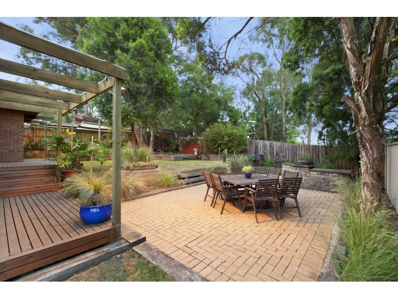 10 Hale Avenue, Mount Clear VIC 3350