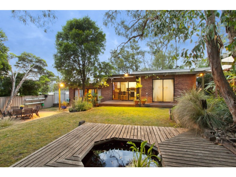 10 Hale Avenue, Mount Clear VIC 3350