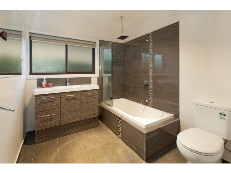 401 Armstrong Street North, Soldiers Hill VIC 3350