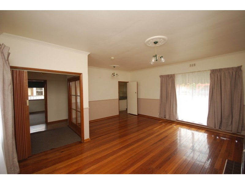 420 Pleasant Street South, Newington VIC 3350