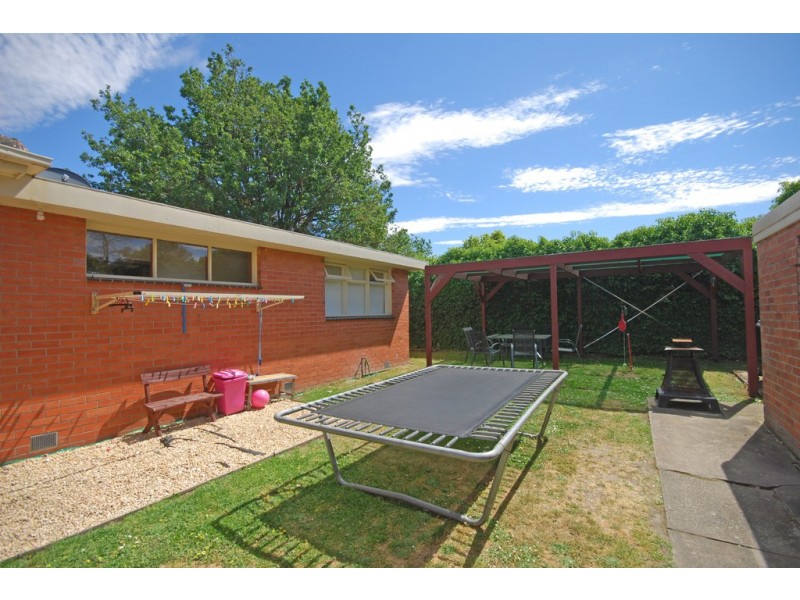 420 Pleasant Street South, Newington VIC 3350