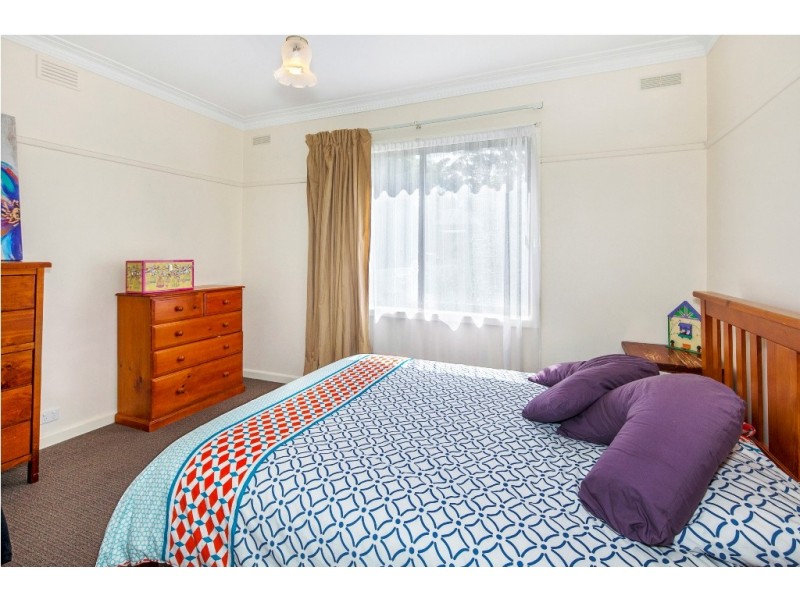 609 Tress Street, Golden Point VIC 3350