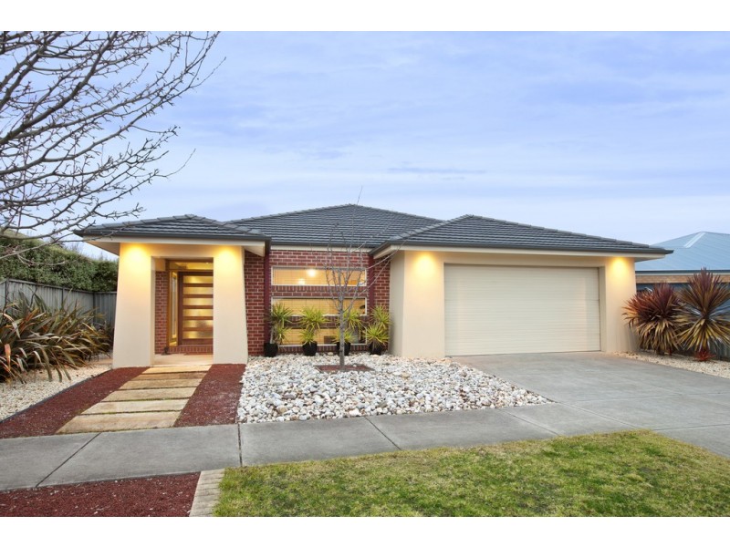 11 Perendale Street, Alfredton VIC 3350