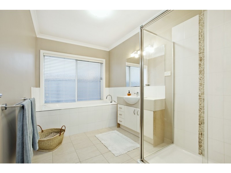 11 Perendale Street, Alfredton VIC 3350