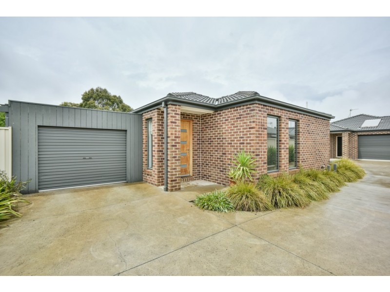 2/44 Bridge Street, Sebastopol VIC 3356