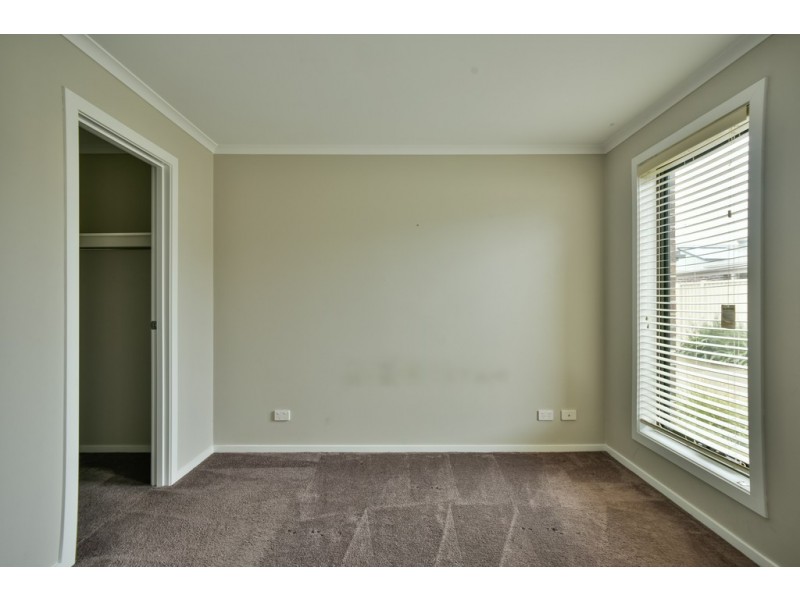 2/44 Bridge Street, Sebastopol VIC 3356