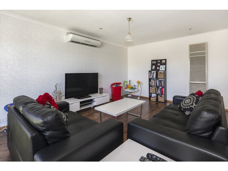 2/198 Spencer Street, Sebastopol VIC 3356