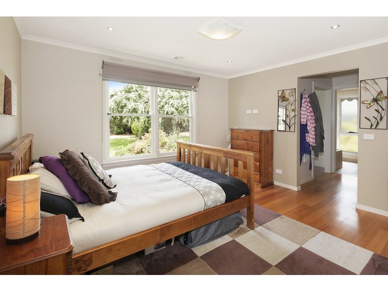 13 Harbour Drive, Sebastopol VIC 3356