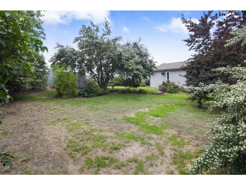 13 Harbour Drive, Sebastopol VIC 3356