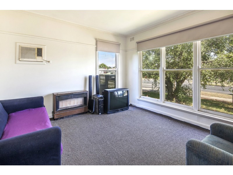 1203 Grevillea Road, Wendouree VIC 3355