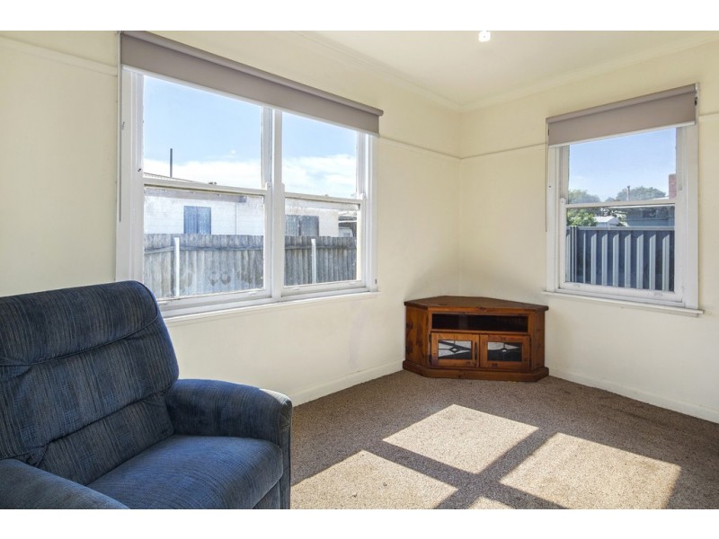 1203 Grevillea Road, Wendouree VIC 3355