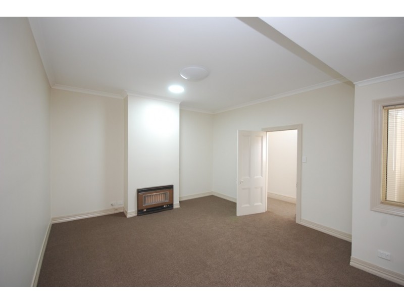 8 Davey Street, Ballarat Central VIC 3350