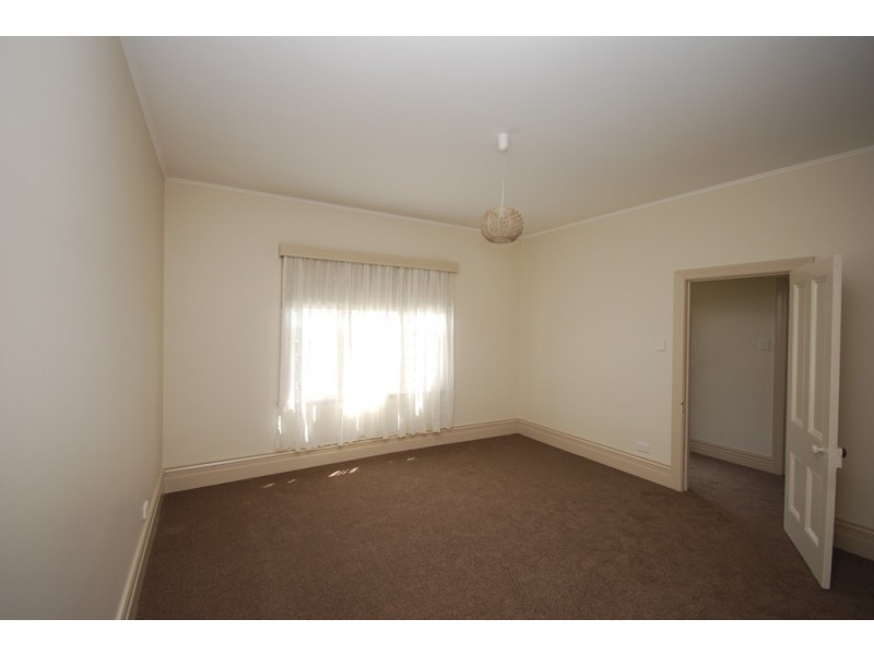 8 Davey Street, Ballarat Central VIC 3350