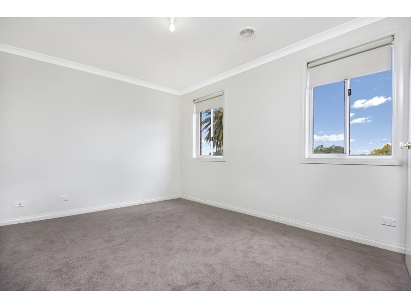 1 Bentley Place, Ballarat East VIC 3350