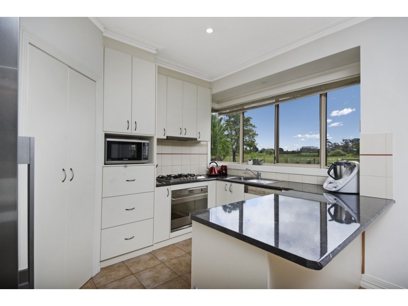 35 Erin Court, Wallace VIC 3352