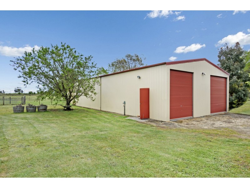 35 Erin Court, Wallace VIC 3352