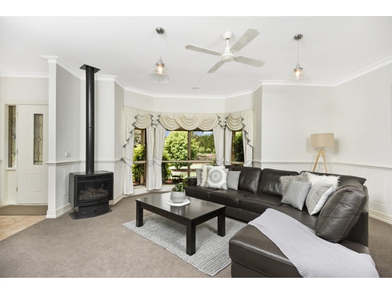 35 Erin Court, Wallace VIC 3352