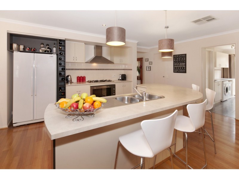 3 Mayfair Court, Mount Helen VIC 3350