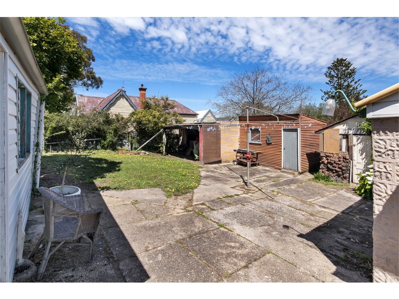 201 Howard Street, Soldiers Hill VIC 3350
