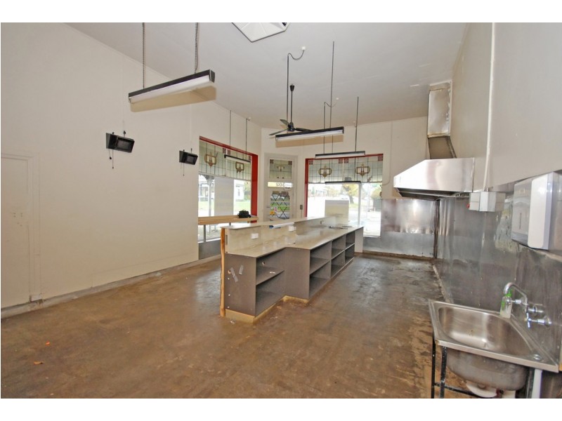 302 Macarthur Street, Soldiers Hill VIC 3350