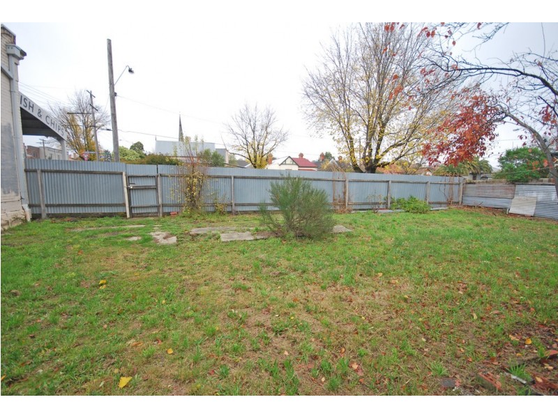 302 Macarthur Street, Soldiers Hill VIC 3350