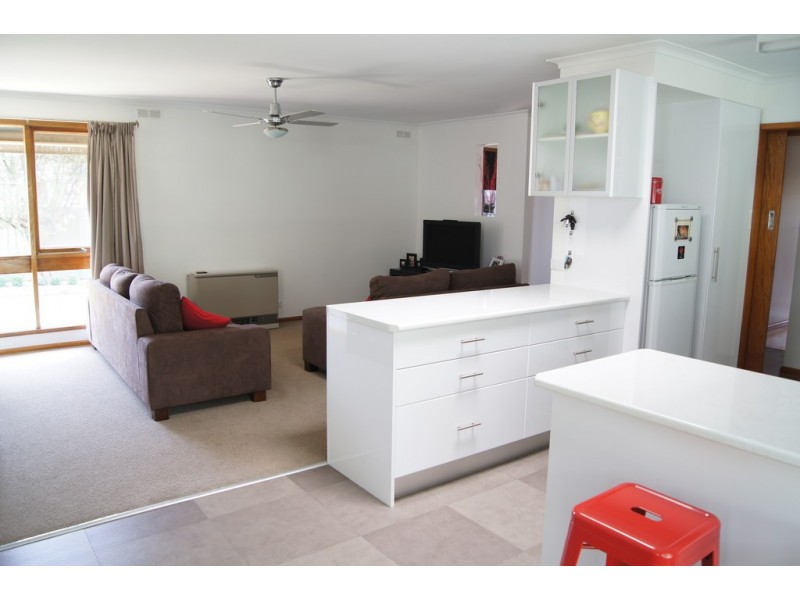 4 Yale Street, Wendouree VIC 3355