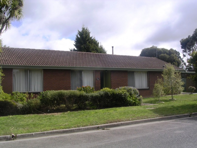 1 Lewis Court, Sebastopol VIC 3356