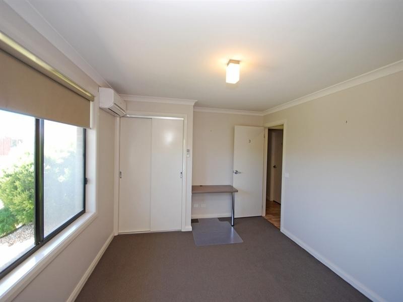 Room 4/21 Mahers Road, Warrenheip VIC 3352