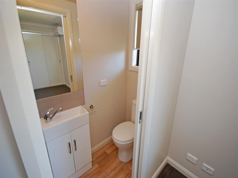 Room 4/21 Mahers Road, Warrenheip VIC 3352