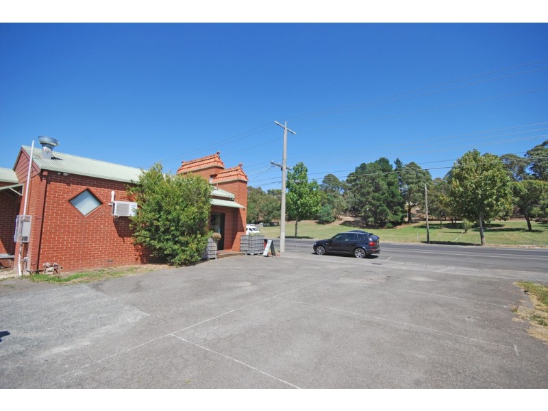 513 Main Road, Golden Point VIC 3350