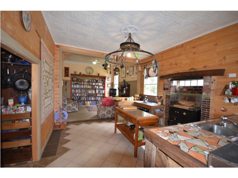 926 Linton – Carngham Road, Snake Valley VIC 3351